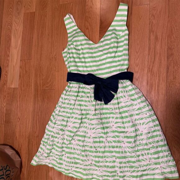 Lily Pulitzer Dresses & Skirts - Lilly Pulitzer Women's Size 8 Green Striped Dress Navy Bow Knee Length